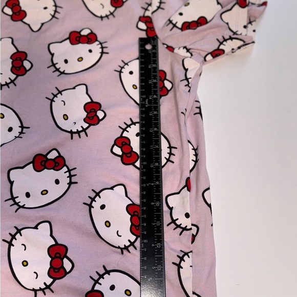 Sanrio Hello Kitty Tshirt 2x - Picture 4 of 5